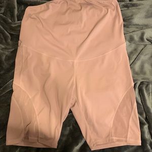 Maacie maternity shorts